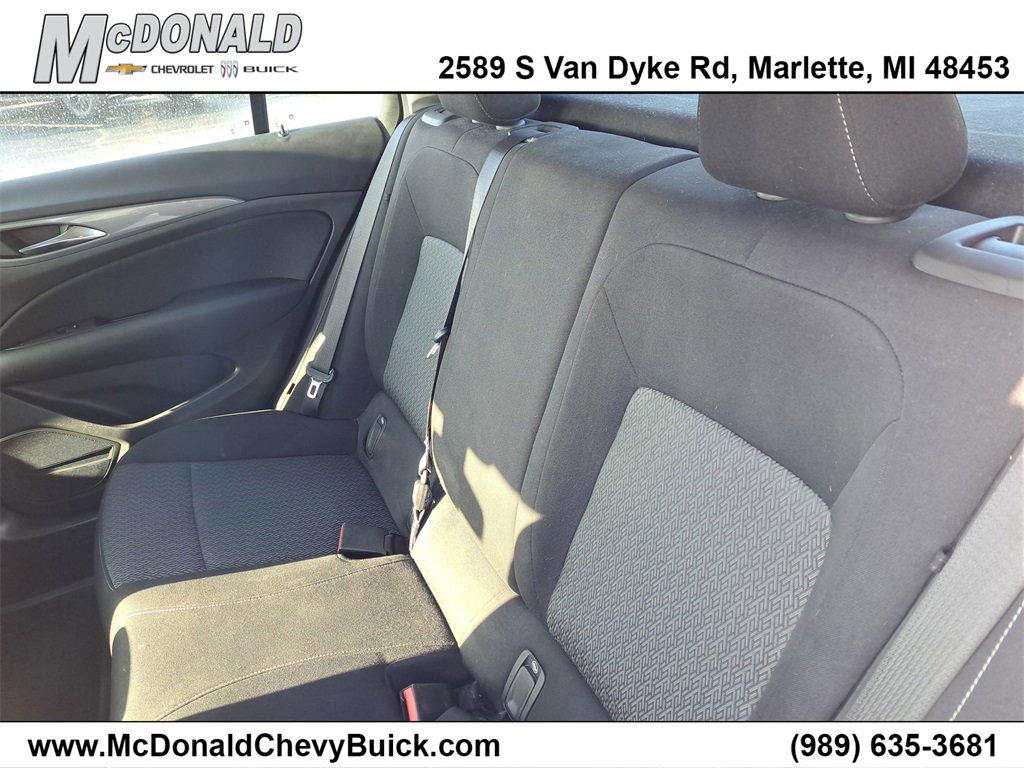 Used 2019 Buick Regal Preferred w/ Driver Confidence Package I image 19