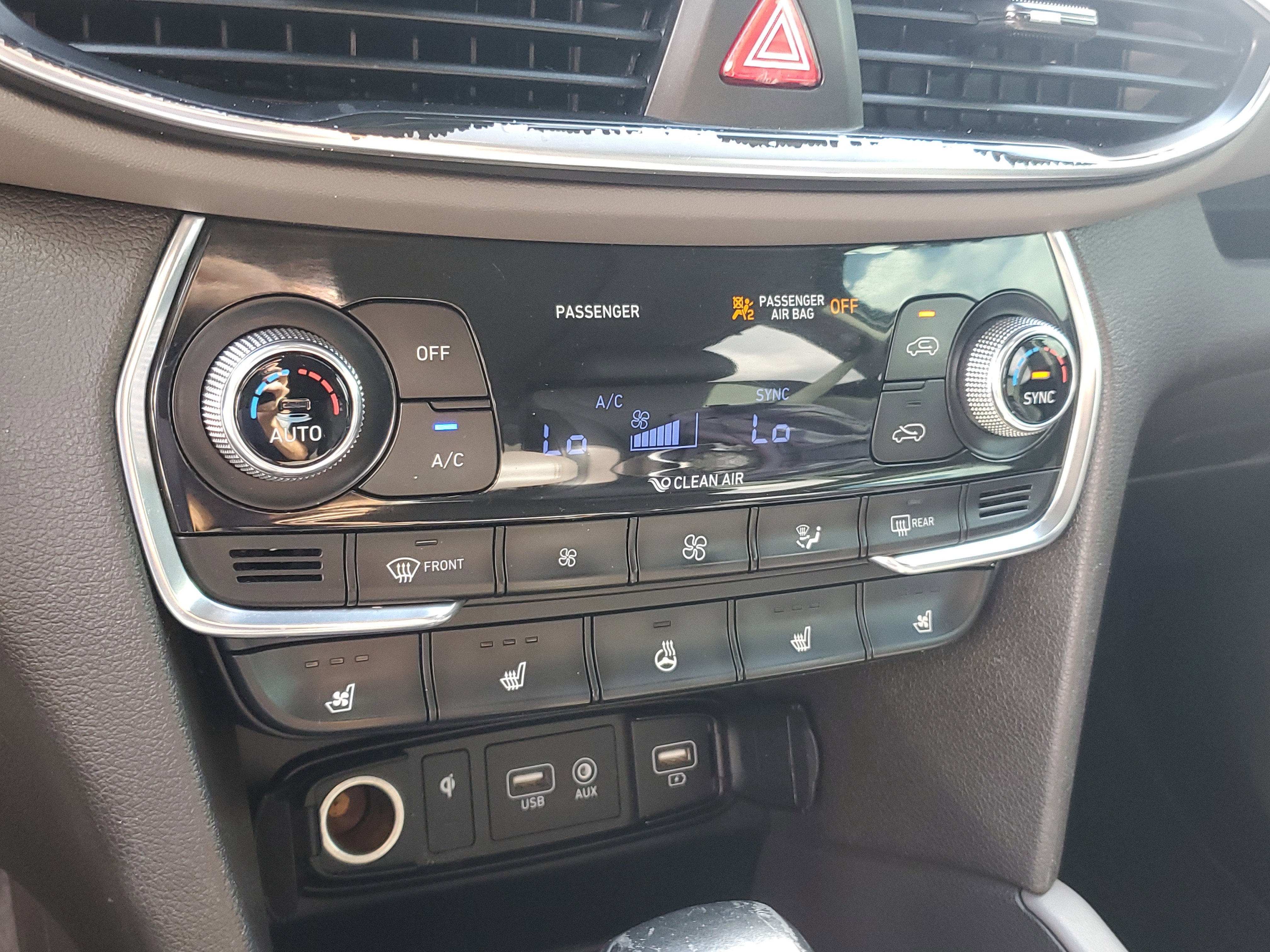 Used 2019 Hyundai Santa Fe FWD image 24