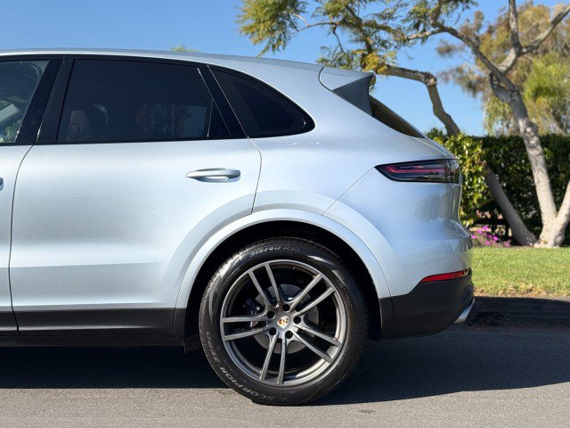 Used 2019 Porsche Cayenne AWD/4WD image 4