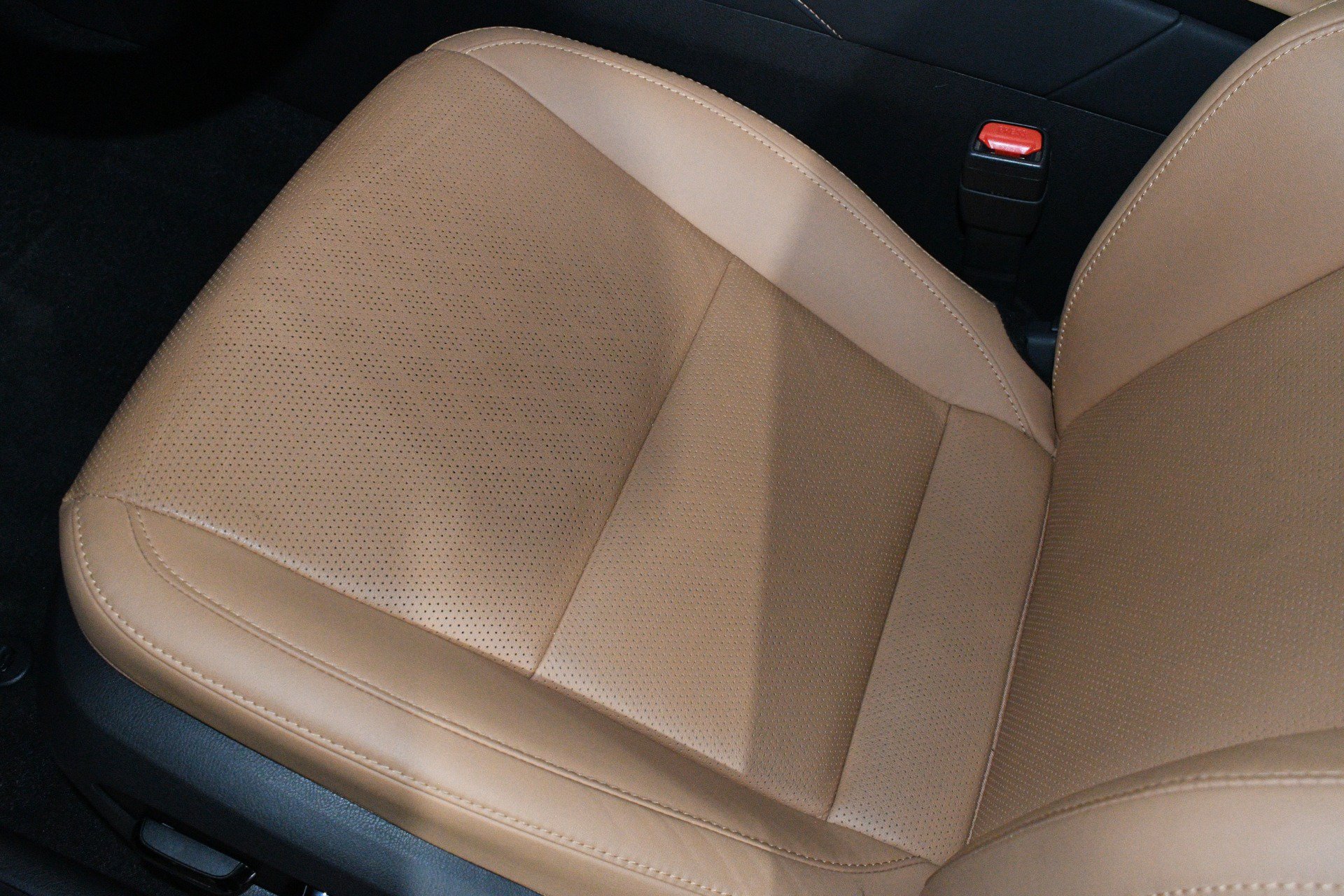 Used 2025 Lexus RX 350 Premium Plus w/ Convenience Package FWD image 11