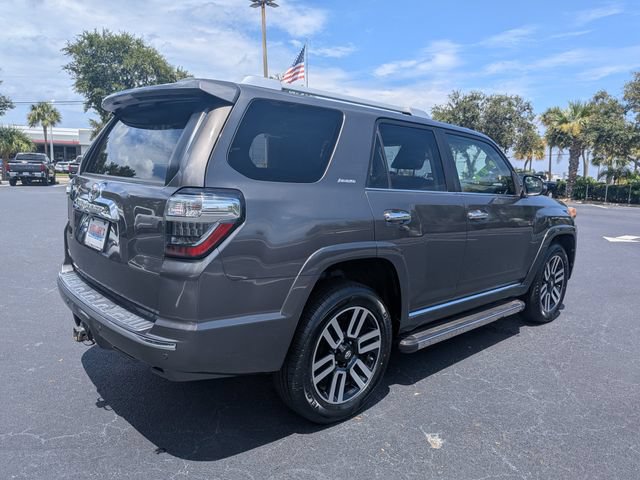 Used 2017 Toyota 4Runner Limited AWD/4WD image 4