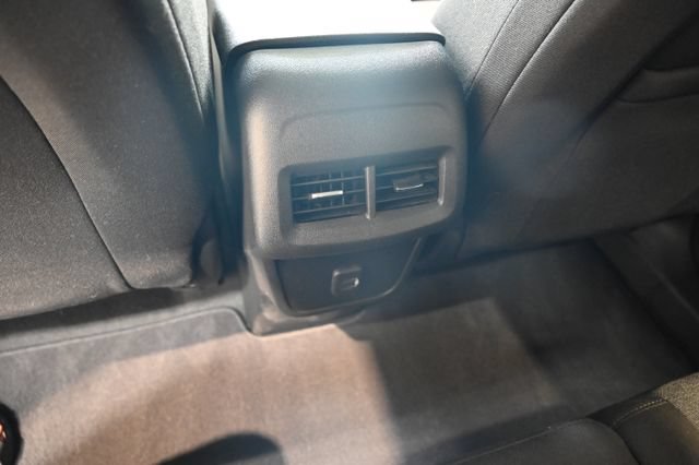 Used 2022 Chevrolet Equinox LT FWD image 25