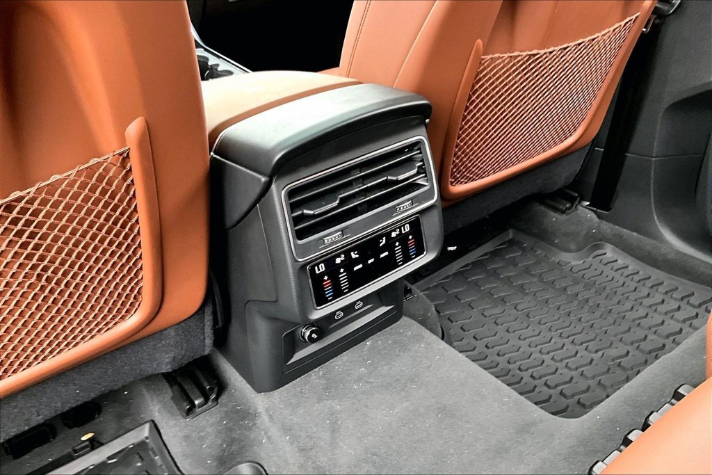 Used 2023 Audi Q8 Premium Plus AWD/4WD image 25