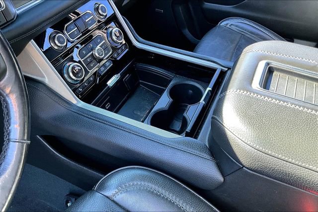 Used 2021 GMC Yukon XL Denali image 18