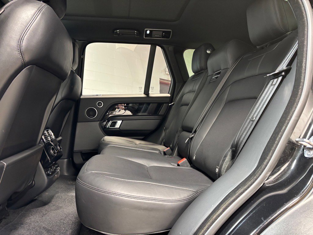 Used 2022 Land Rover Range Rover Westminster Edition image 30