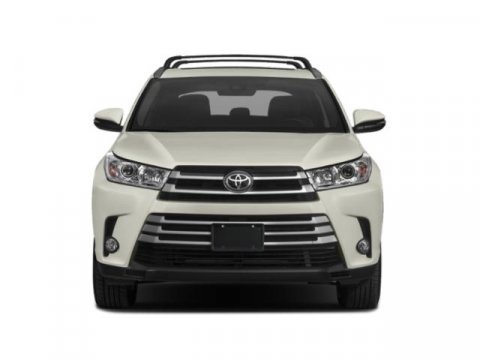 Used 2019 Toyota Highlander XLE AWD/4WD image 4