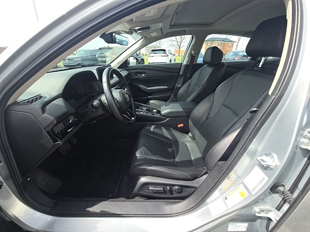 Certified 2024 Honda Accord EX-L image 12