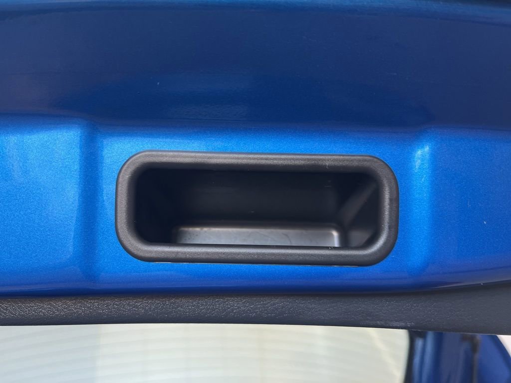 Used 2021 Nissan Kicks S image 13