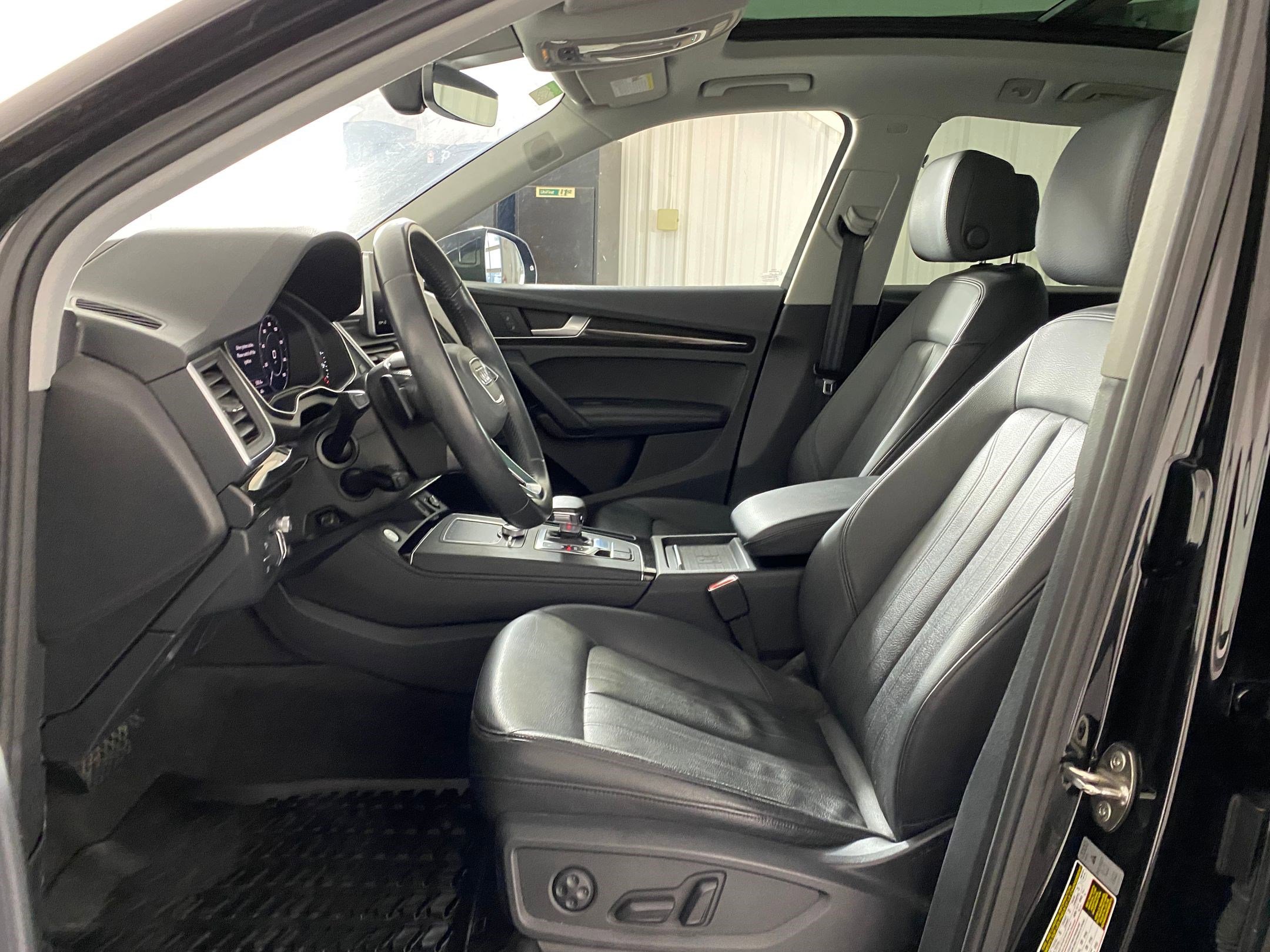 Used 2020 Audi Q5 e Prestige image 4