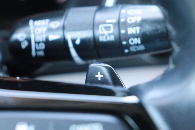Used 2023 Honda Pilot EX-L image 25