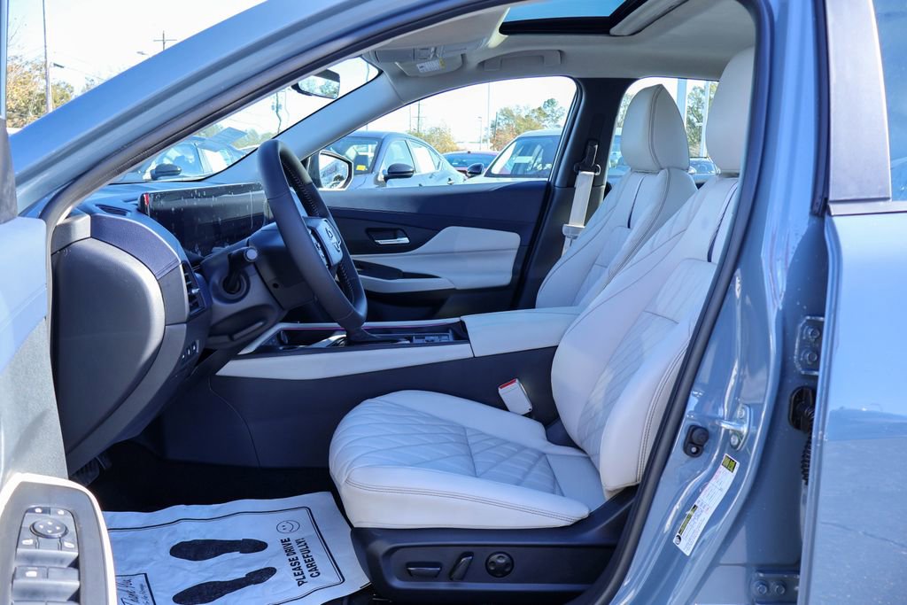 New 2026 Nissan Sentra SL image 7