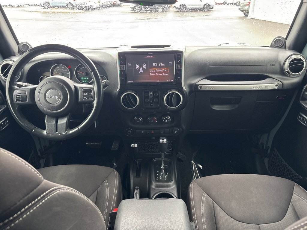 Used 2014 Jeep Wrangler Unlimited Sahara image 13