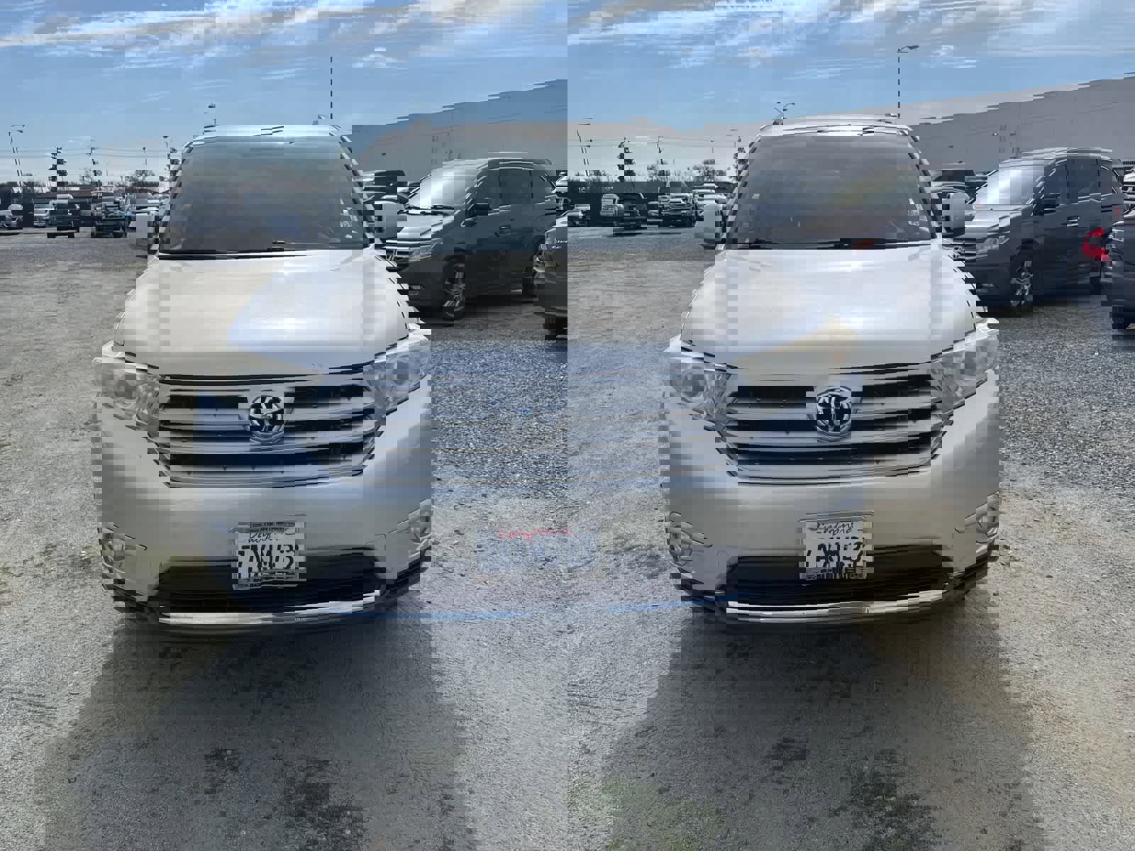 Used 2013 Toyota Highlander Plus image 2