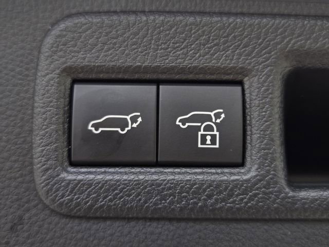 Used 2024 Toyota Venza Limited AWD/4WD image 11