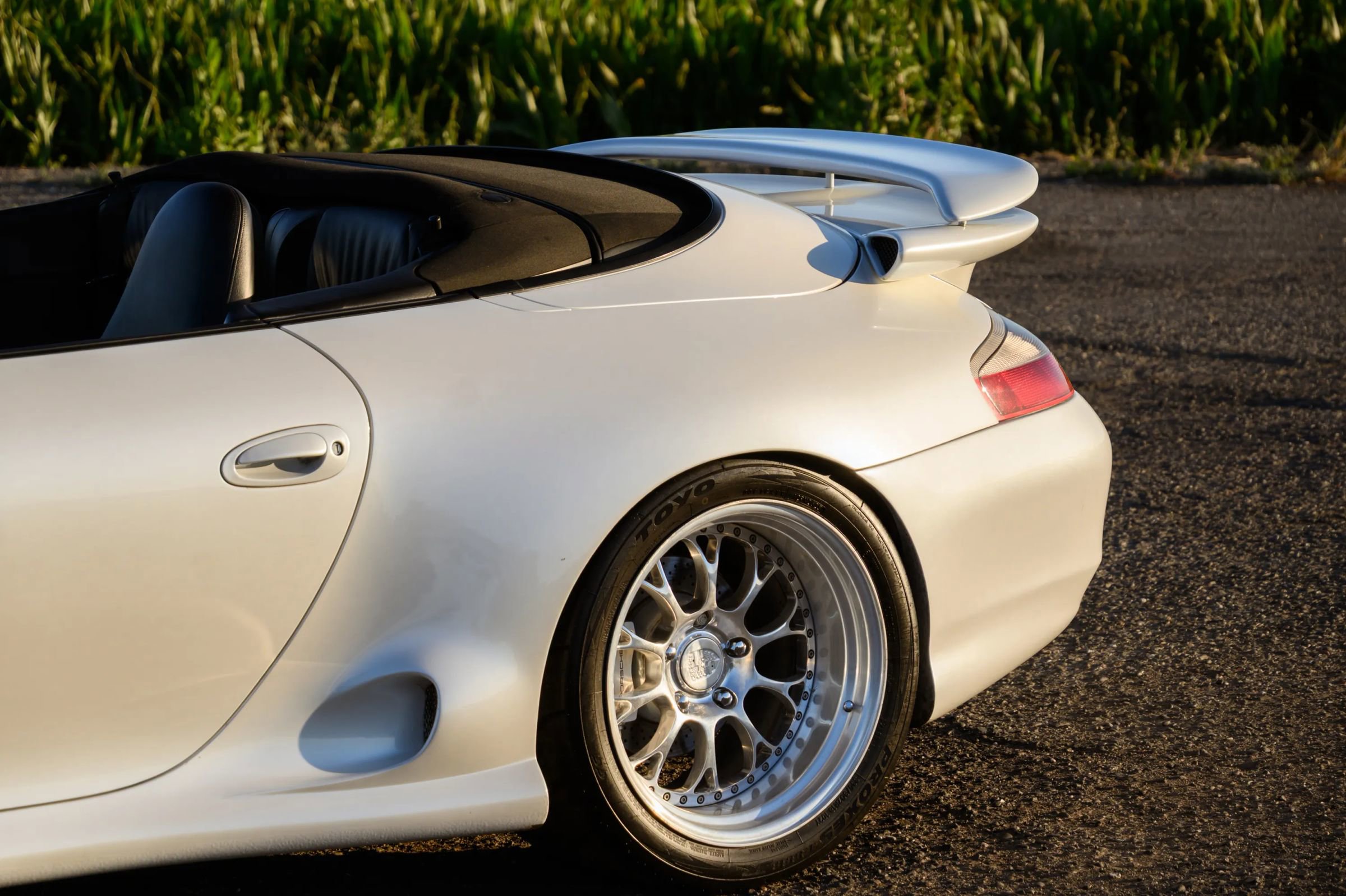 Used 2000 Porsche 911 Carrera 4 AWD/4WD image 24