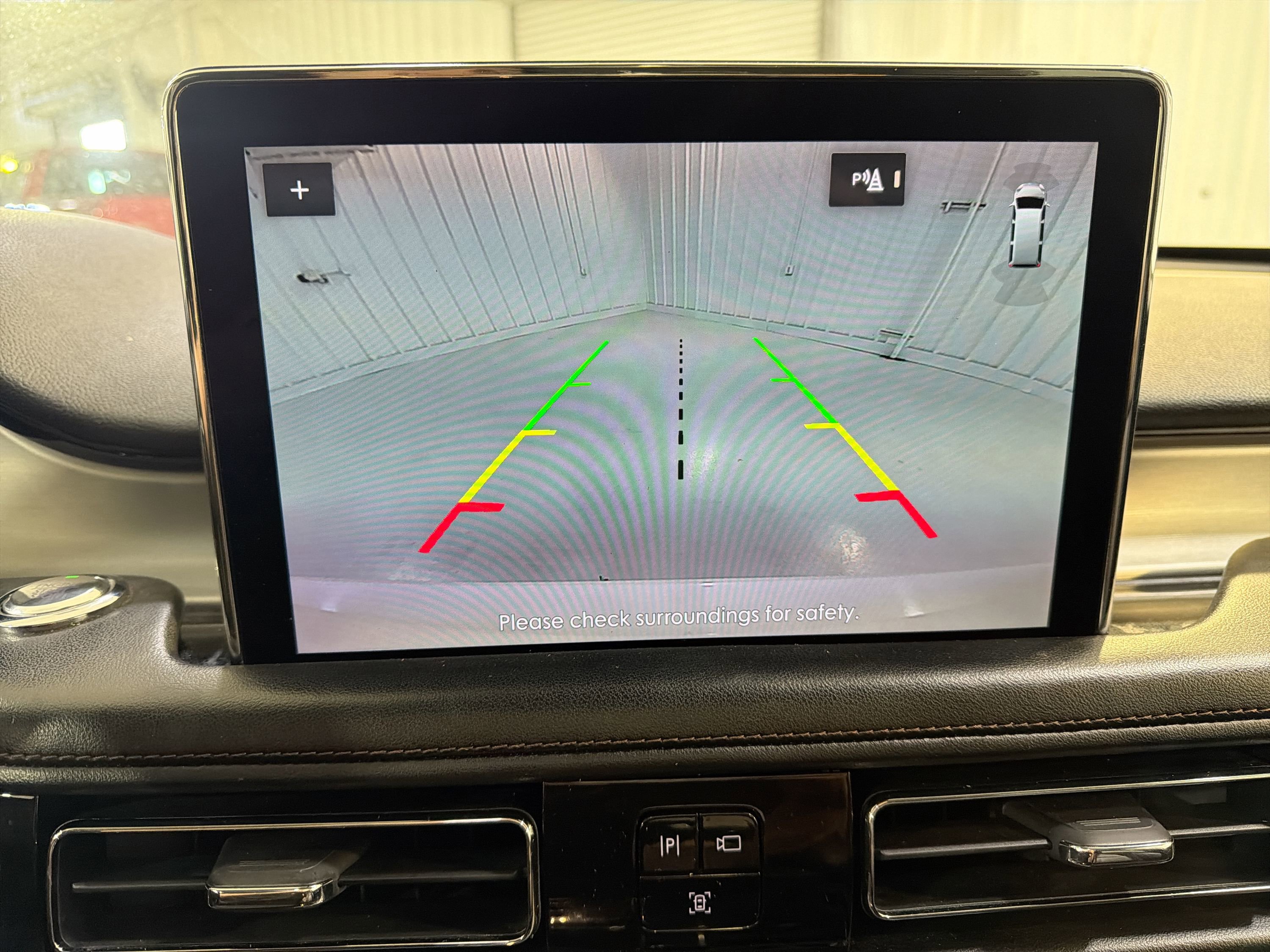 Used 2022 Lincoln Aviator AWD w/ Premium Package image 18