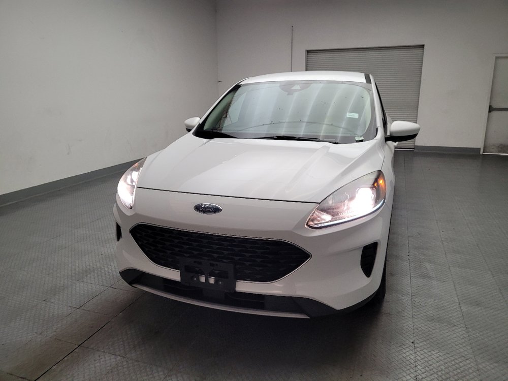 Used 2020 Ford Escape SE FWD image 15