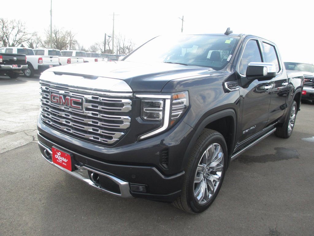 Used 2024 GMC Sierra 1500 Denali w/ Denali Reserve Package image 12