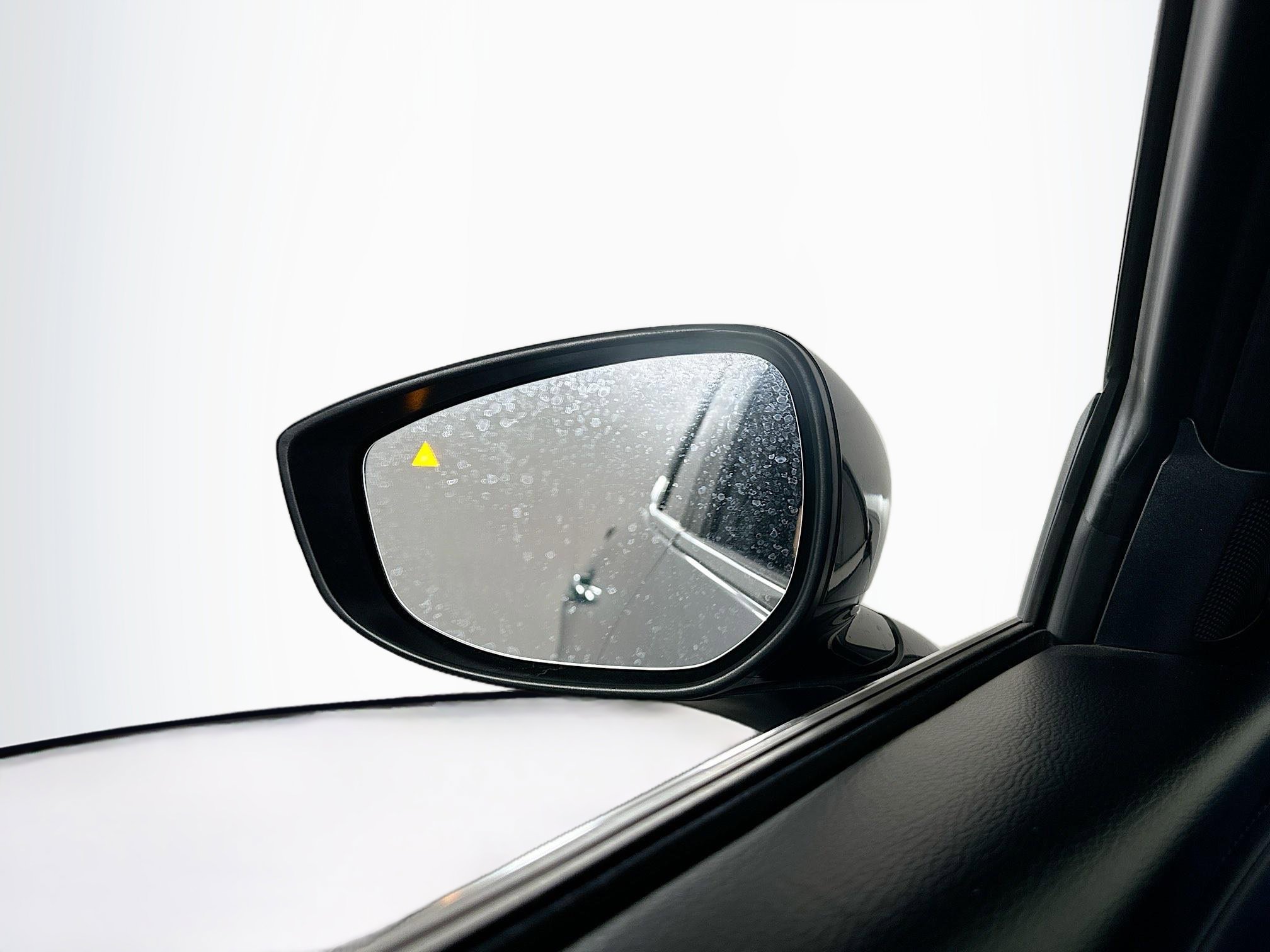 Used 2024 MAZDA CX-30 AWD 2.5 S w/ Preferred Package image 16