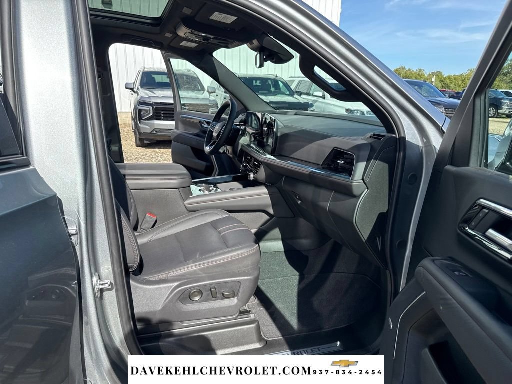 Used 2025 Chevrolet Tahoe RST w/ Comfort Package AWD/4WD image 33