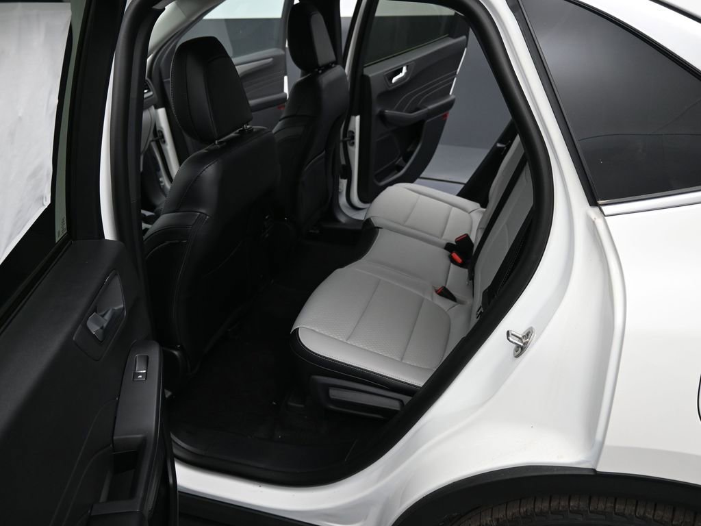 New 2025 Ford Escape SE FWD image 12
