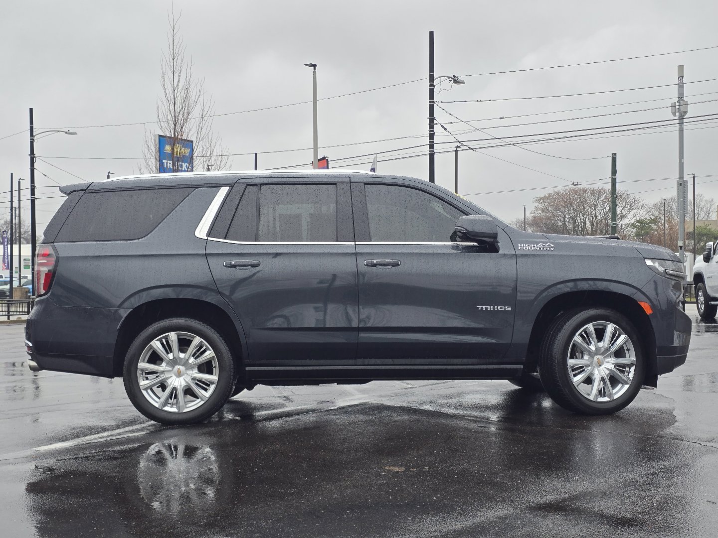 Certified 2022 Chevrolet Tahoe High Country w/ Premium Package image 38