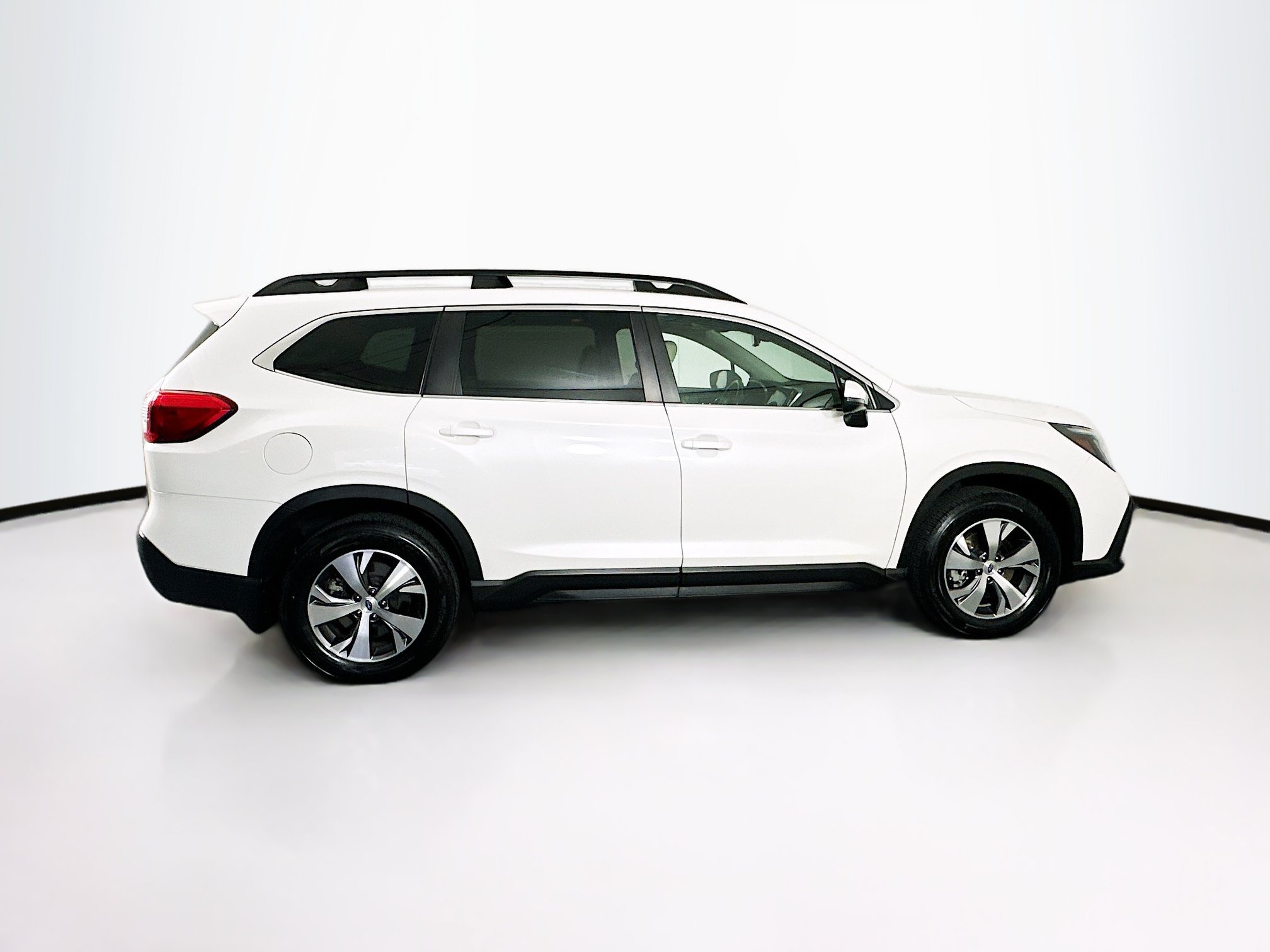 Used 2023 Subaru Ascent Premium w/ Convenience Package AWD/4WD image 10