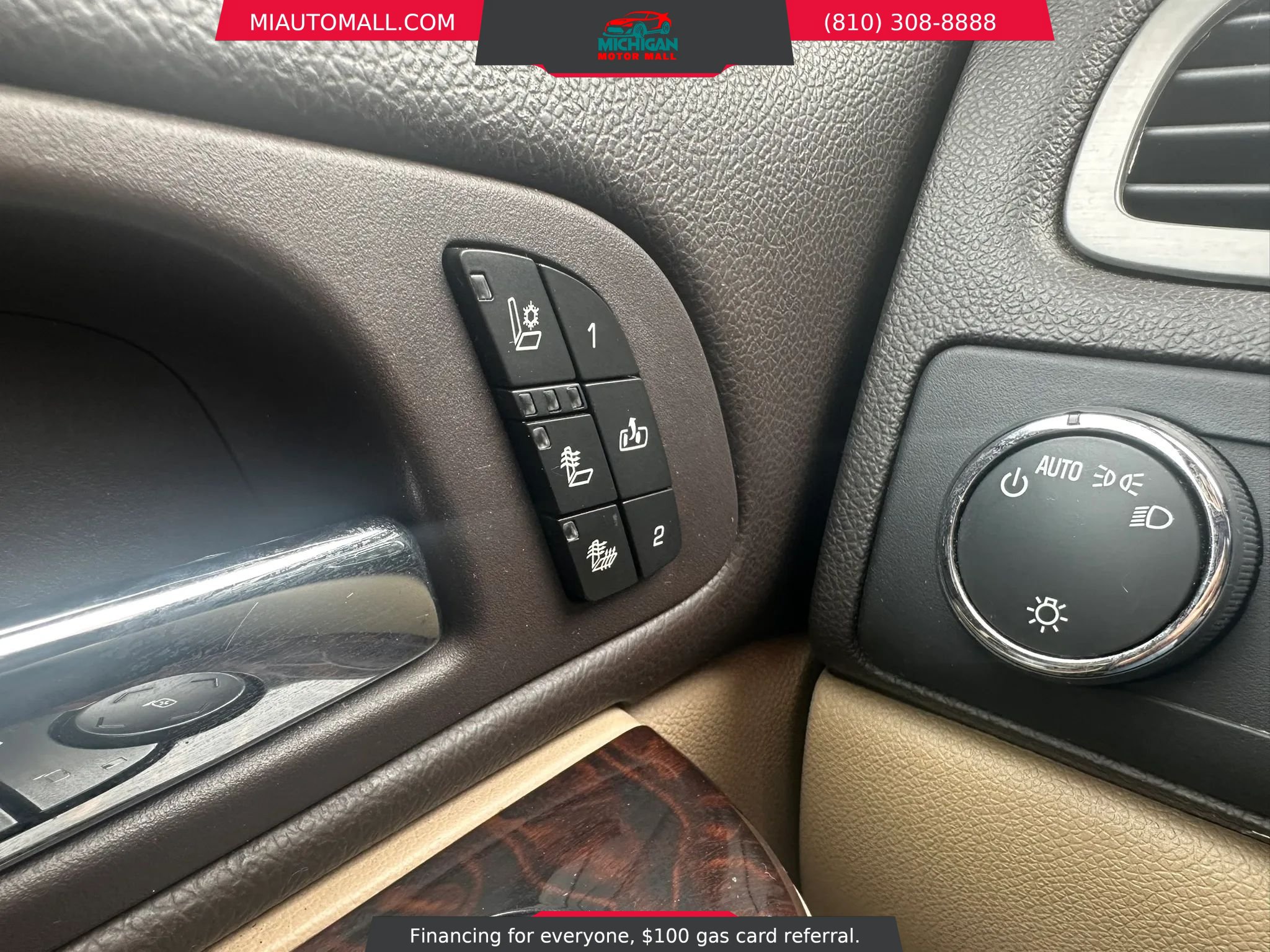 Used 2014 GMC Yukon XL Denali AWD/4WD image 18