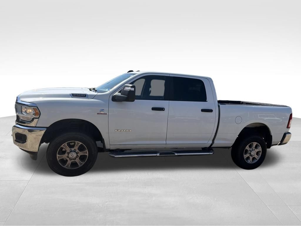 Used 2024 RAM 2500 Big Horn AWD/4WD image 3