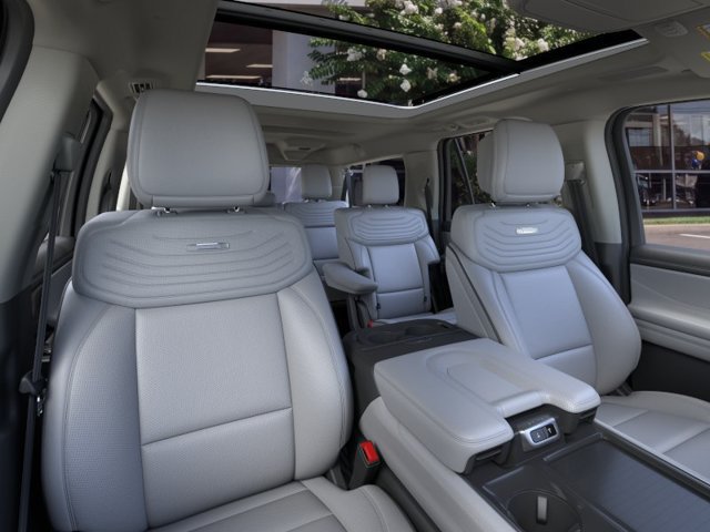 New 2026 Ford Expedition Max Platinum w/ Platinum Ultimate Package AWD/4WD image 10
