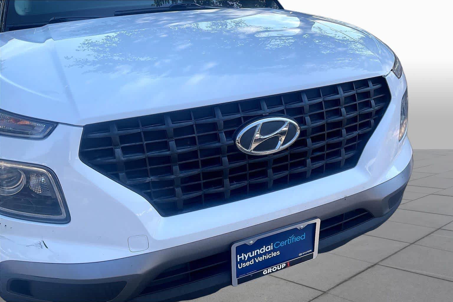 Used 2021 Hyundai Venue SE FWD image 29