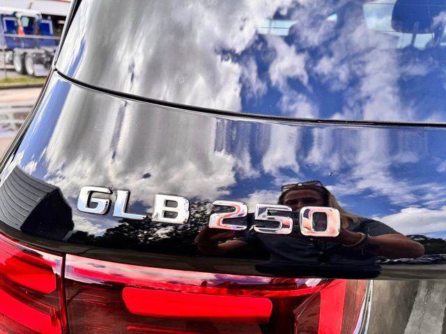 Certified 2024 Mercedes-Benz GLB 250 GLB 250 image 21