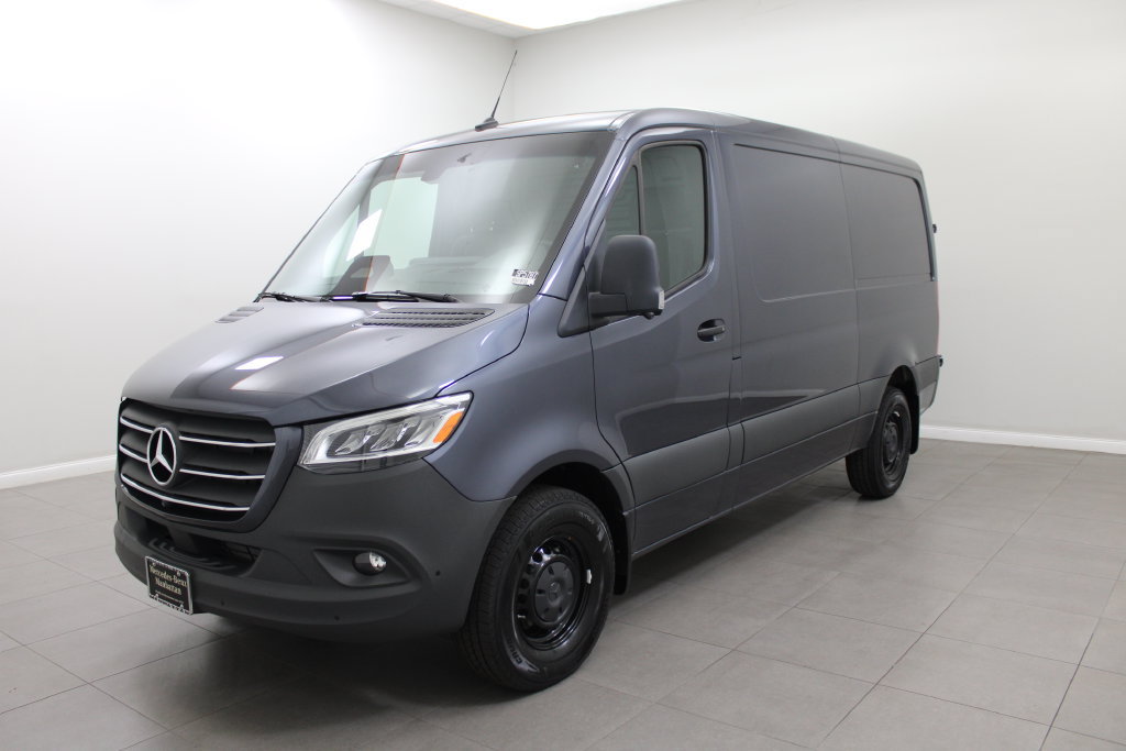 New 2026 Mercedes-Benz Sprinter 2500 image 2