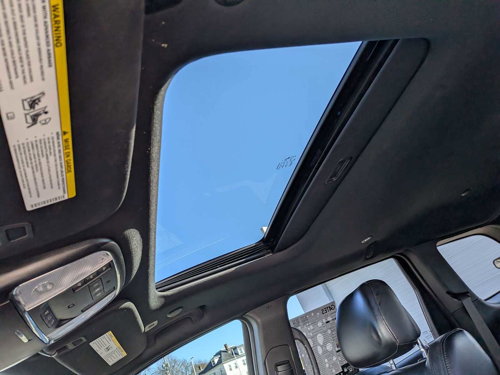 Used 2019 Jeep Grand Cherokee Altitude AWD/4WD image 11