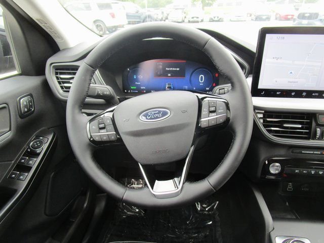 New 2024 Ford Escape SE w/ PHEV Premium Package image 24