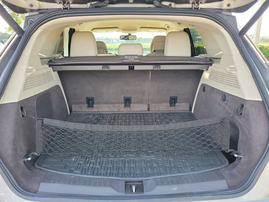 Used 2017 Lincoln MKC Premiere FWD image 4