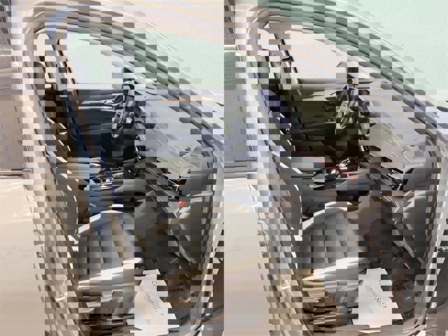 Certified 2025 Buick Envision Sport Touring image 9