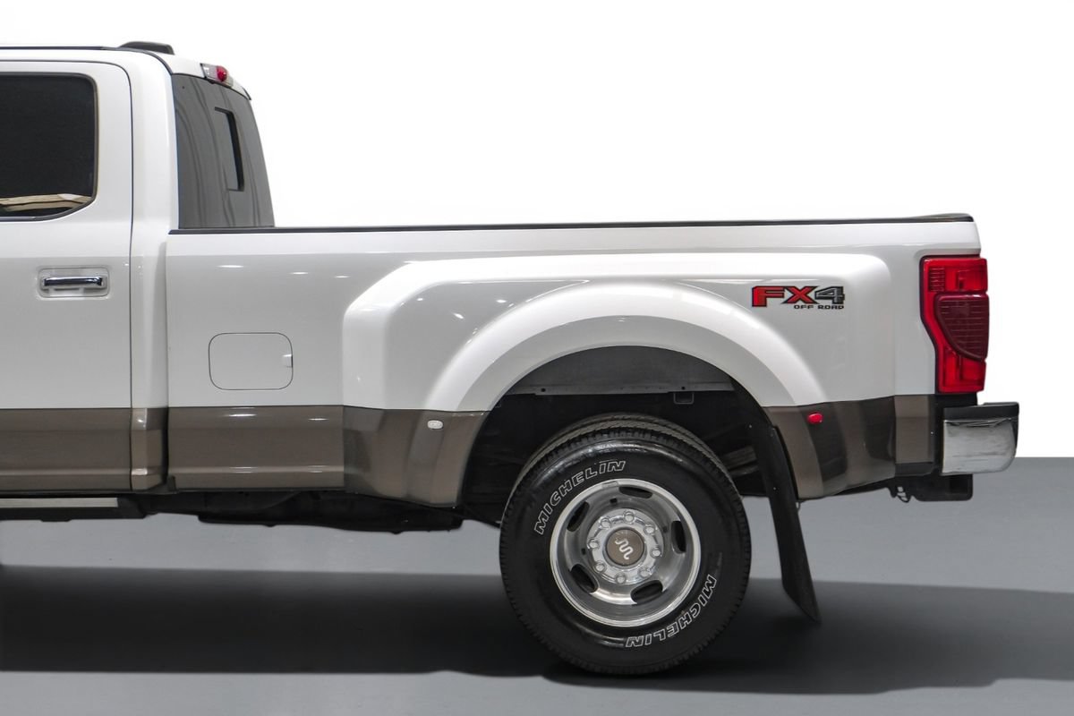 Used 2020 Ford F350 King Ranch w/ King Ranch Ultimate Package AWD/4WD image 11
