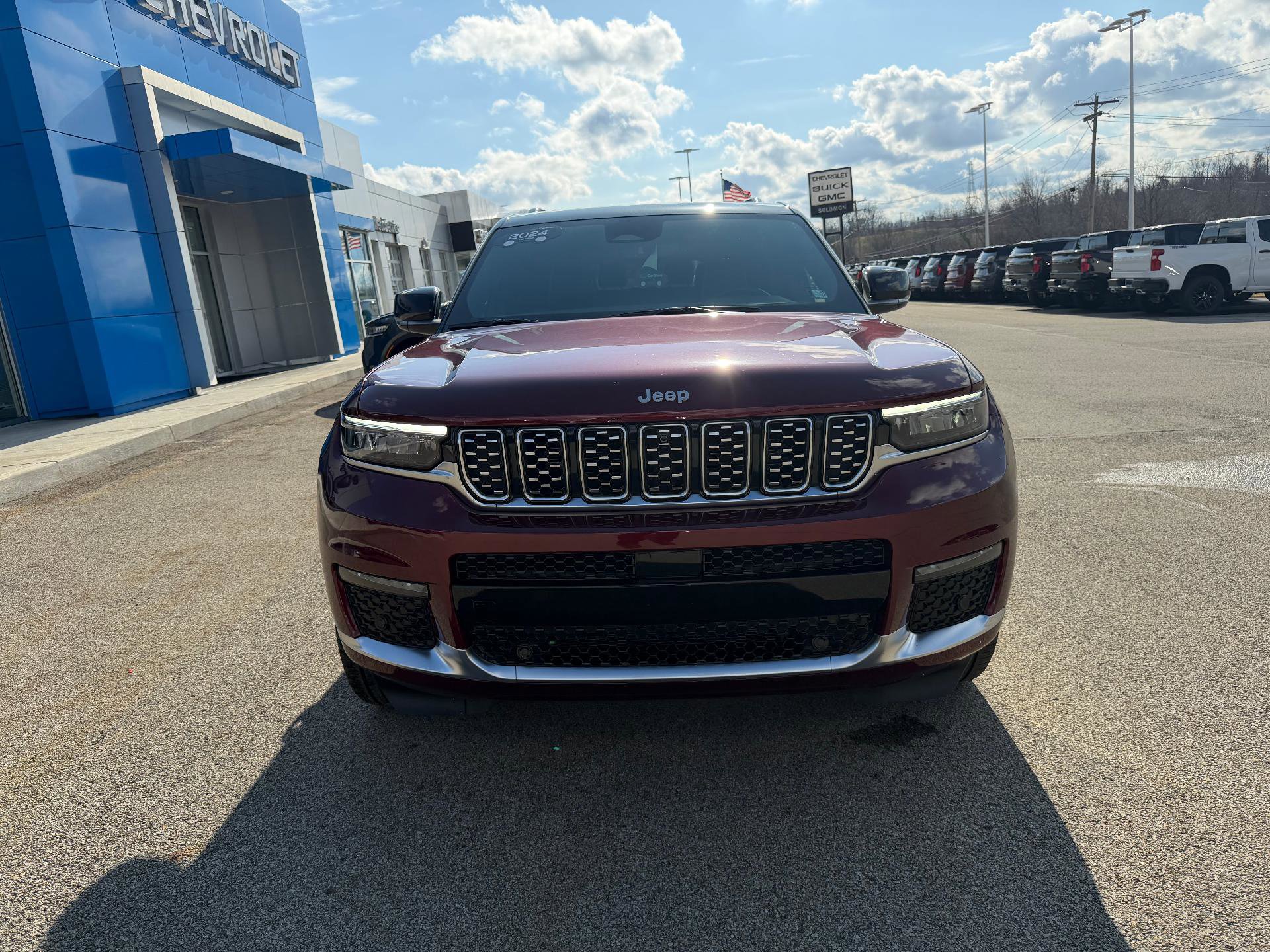 Used 2024 Jeep Grand Cherokee L Summit AWD/4WD image 8