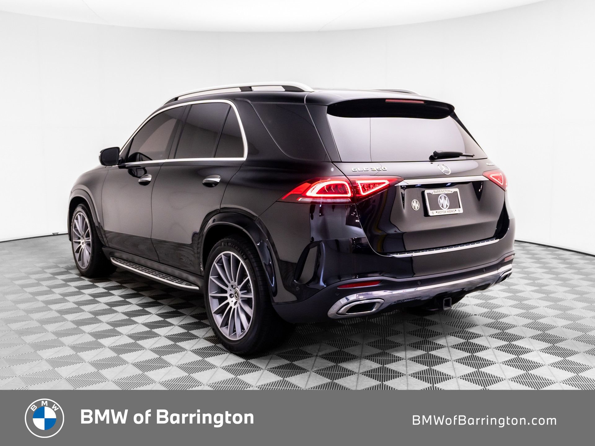 Used 2021 Mercedes-Benz GLE 350 4MATIC image 3