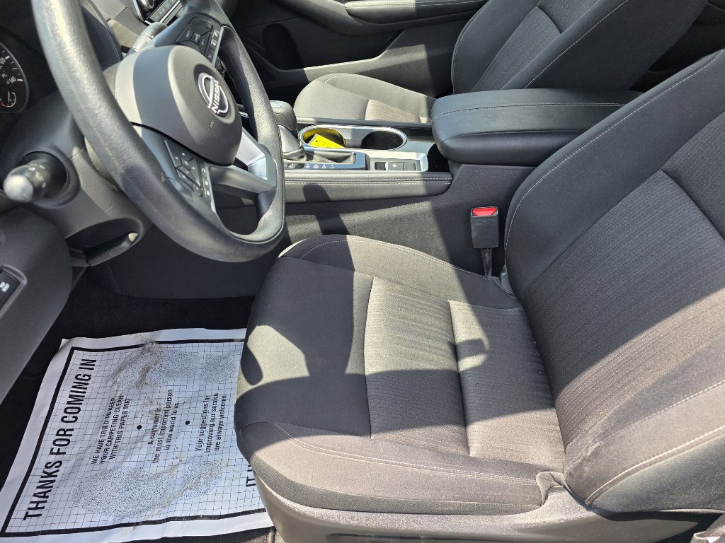 Used 2023 Nissan Altima 2.5 SV image 12