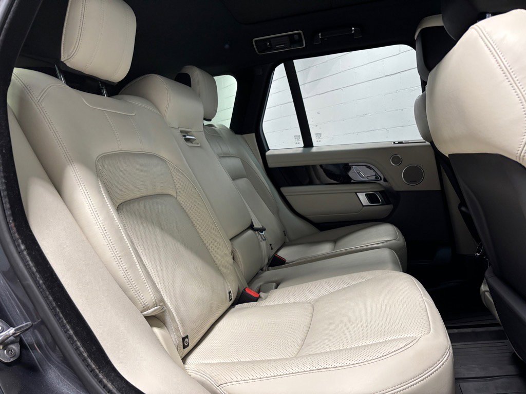 Used 2022 Land Rover Range Rover Westminster Edition image 38