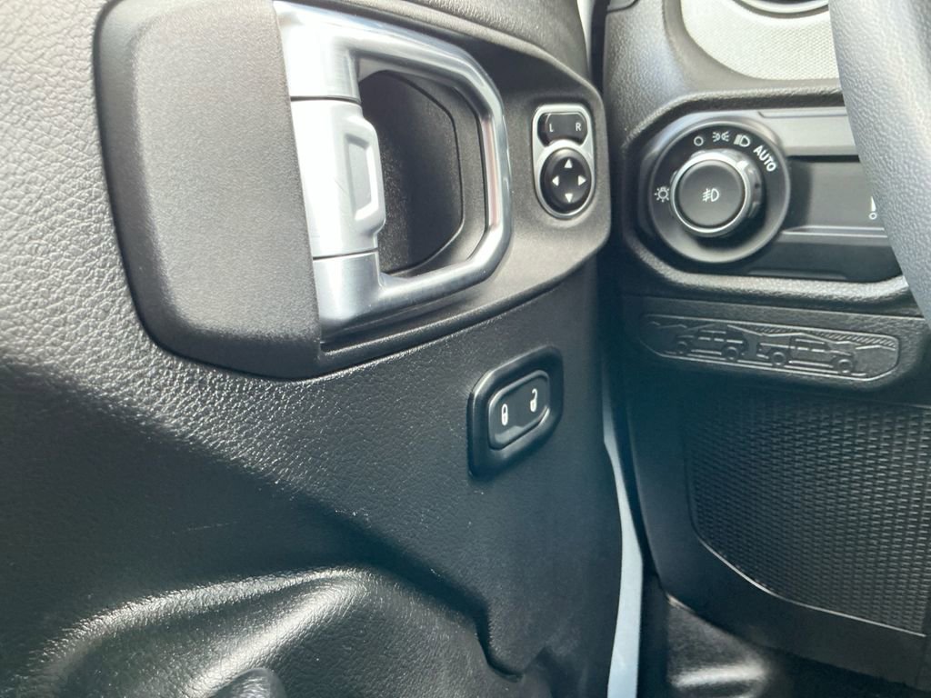 Used 2024 Jeep Wrangler Sport S image 20