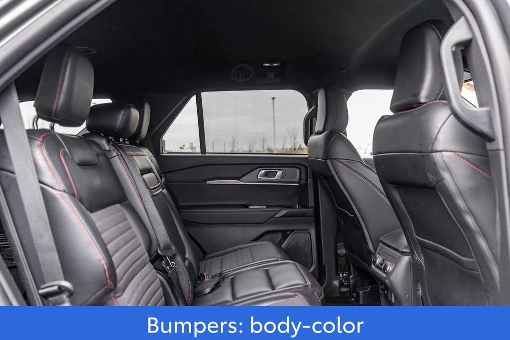 Used 2025 Ford Explorer ST-Line w/ ST-Line Street Pack AWD/4WD image 14