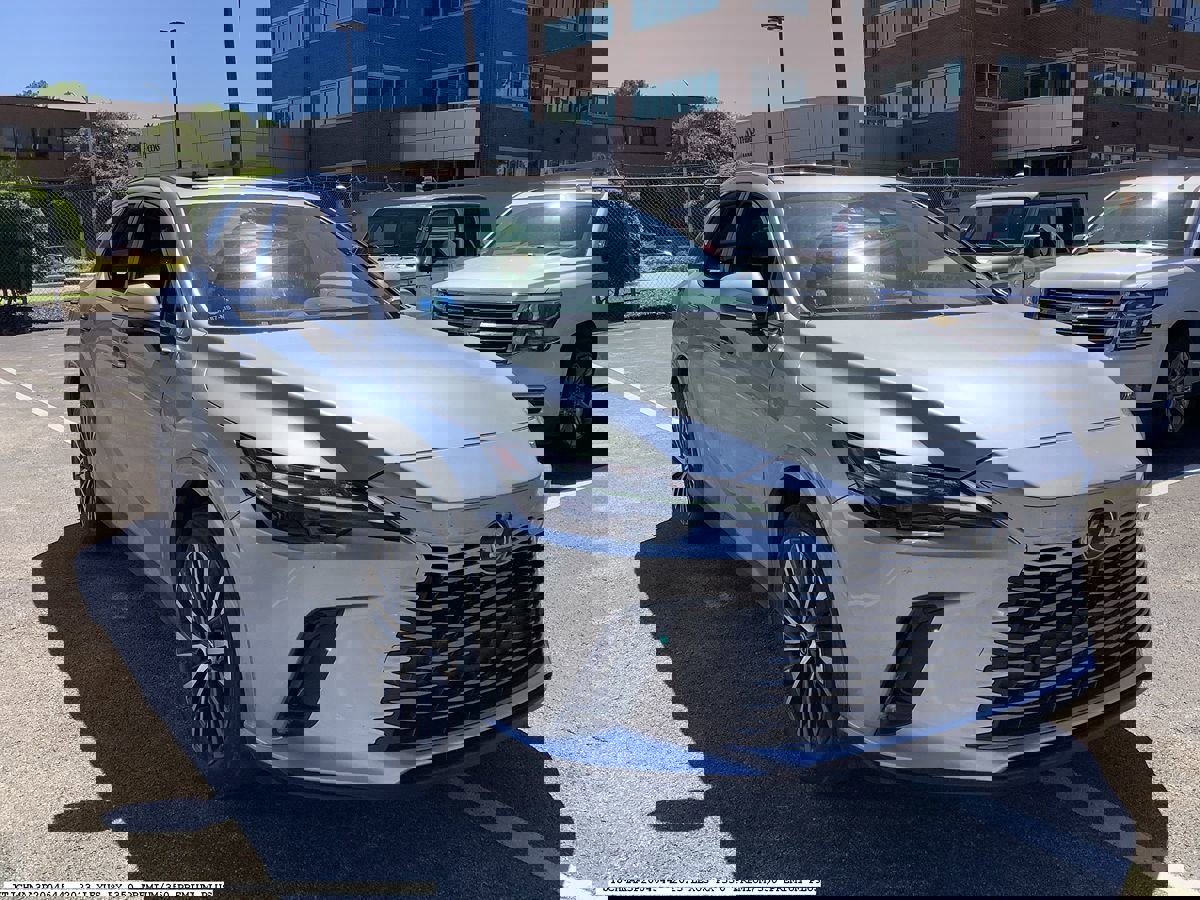 Used 2023 Lexus RX 350 Premium Plus w/ Accessory Package (Z1) image 4