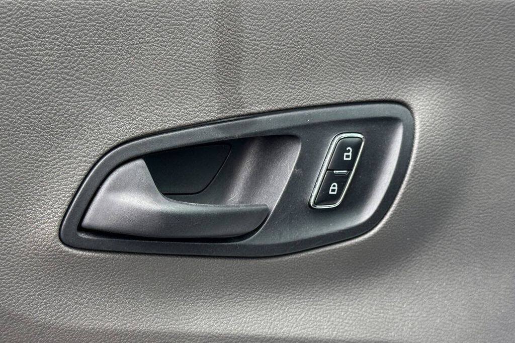 Used 2023 Ford E-Transit RWD image 26