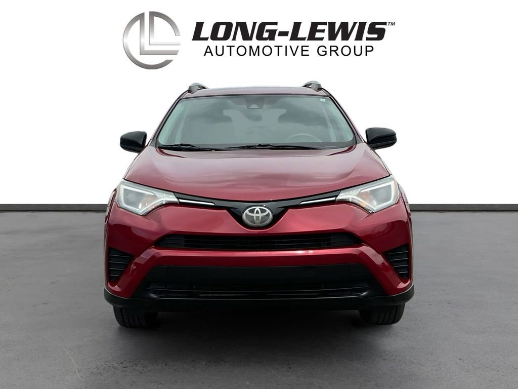 Used 2018 Toyota RAV4 LE FWD image 11