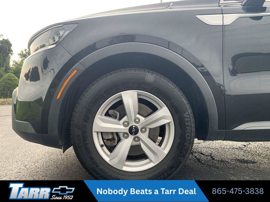 Used 2023 Kia Sorento LX FWD image 18