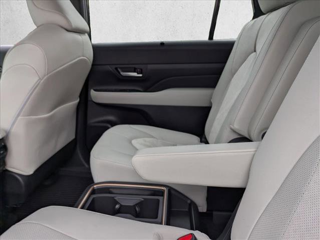 New 2026 Toyota Grand Highlander AWD Hybrid image 14
