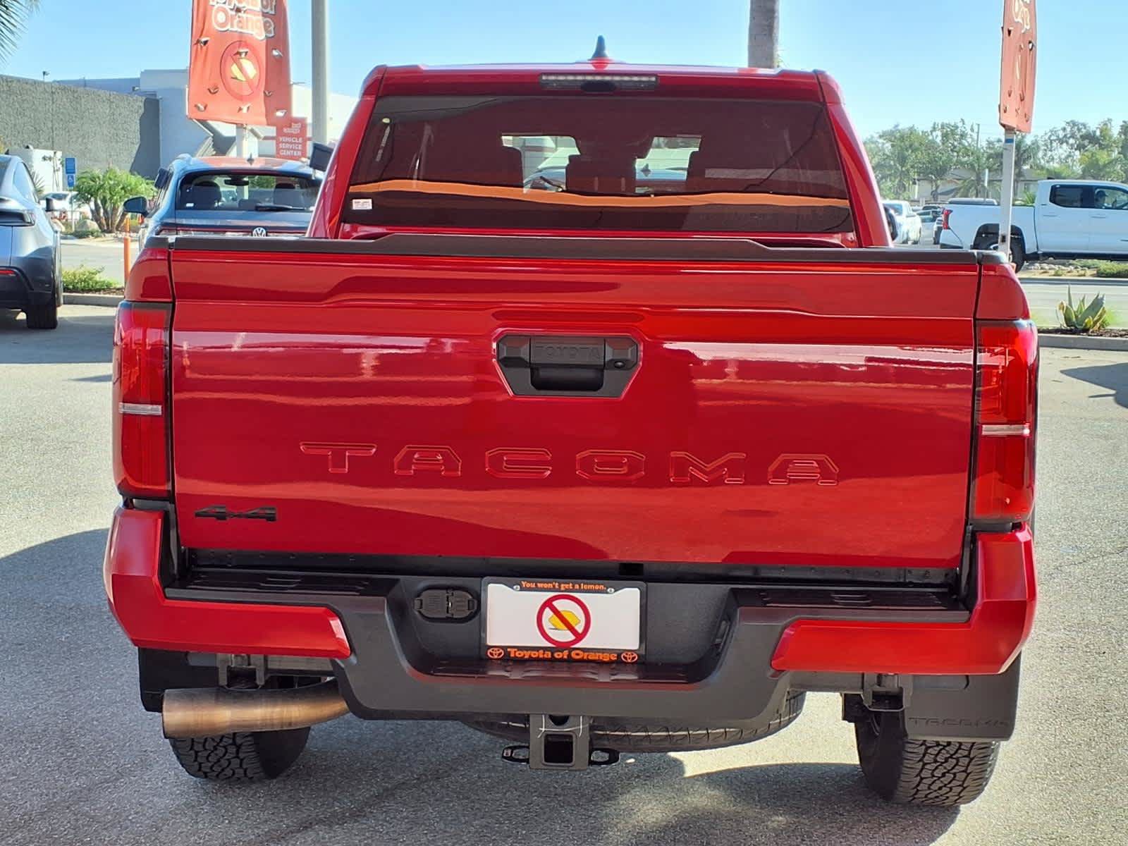 Certified 2025 Toyota Tacoma TRD Off-Road AWD/4WD image 5
